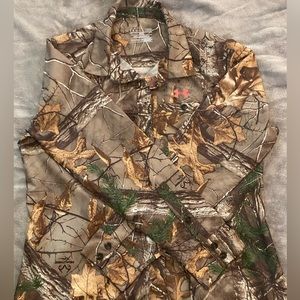 Women’s Under Armour Camo Button Up Shirt - Size Large
